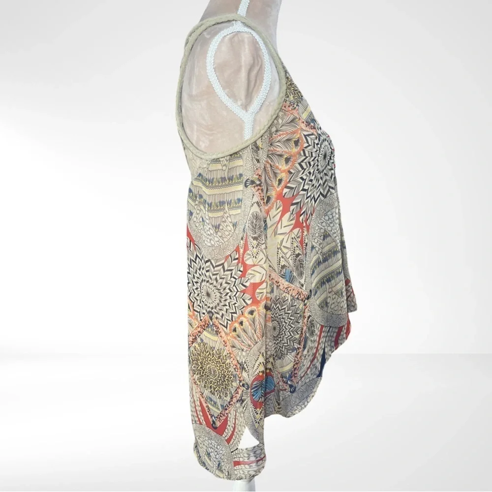 DOE & RAE Flowy Boho Feather Print Top with Rope and lace detailing EUC … - Picture 7 of 10
